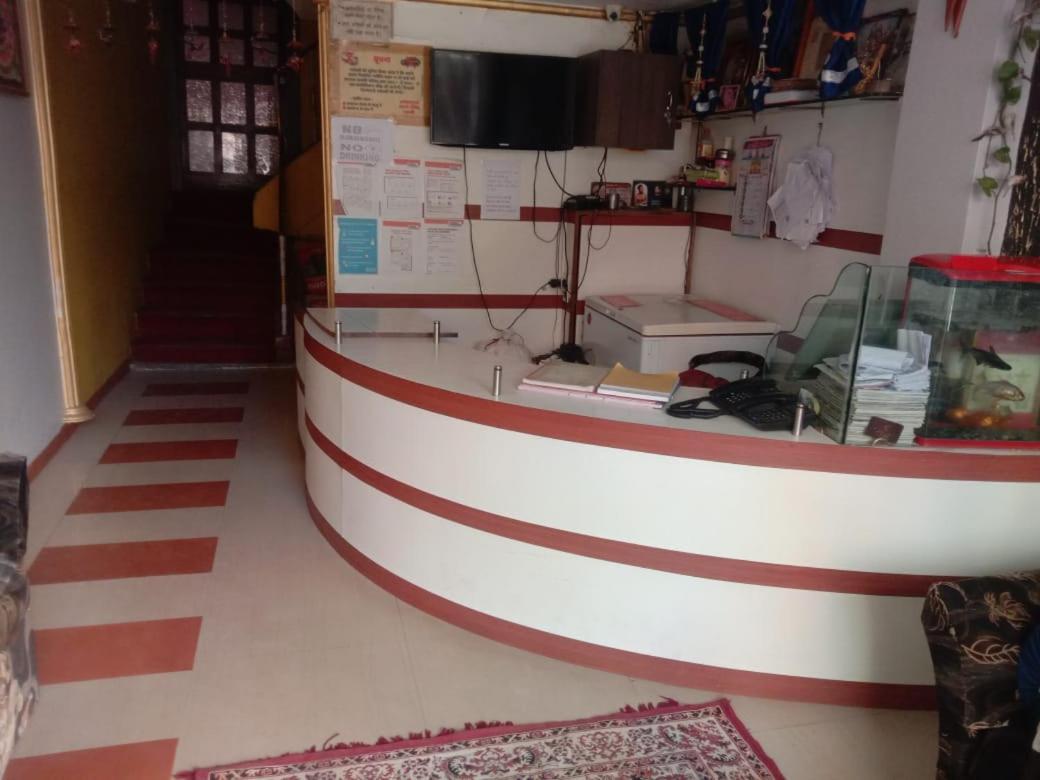 Hotel Prateek Pachmarhi Pachmarhī Εξωτερικό φωτογραφία